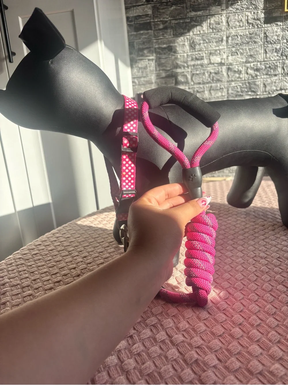 Pink Polka Dot Adjustable Dog Collar! MEDIUM TO LARGE SUPER CUTE 😍🎀💖🐾
